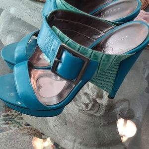 PARIS HILTON Gorgeous pumps